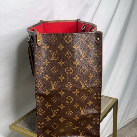 Louis Vuitton On The Go GM - Picture 2 of 10